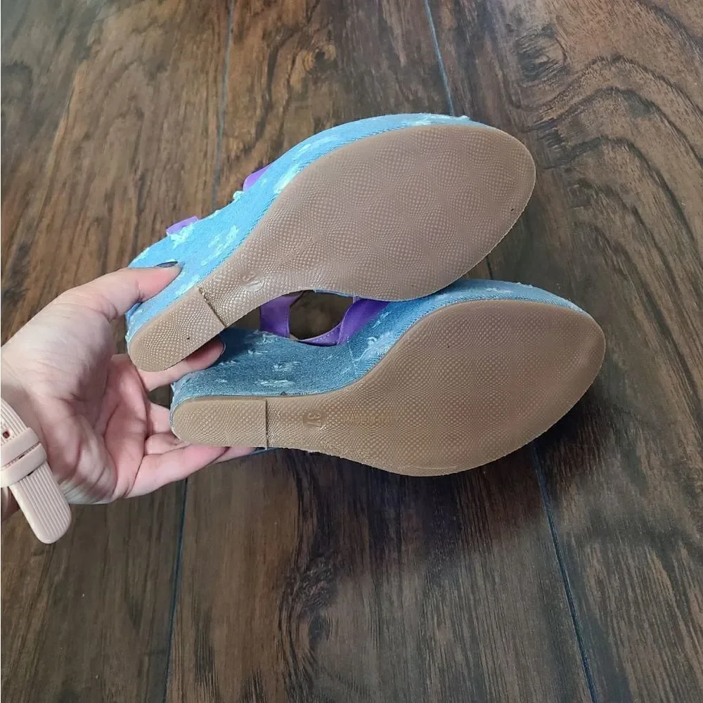 NWOT Isabella Lorusso Vera Wedges